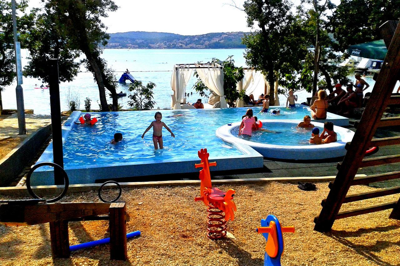 Fisherman'S Glamping Village Klimno Buitenkant foto